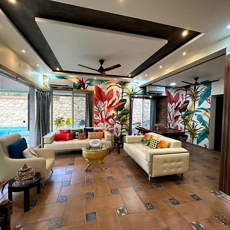 Tropical Villa II 4 Bhk II Lonavala II 1 Mountain View II 2 Private Pool II 3 Big Terrace エクステリア 写真