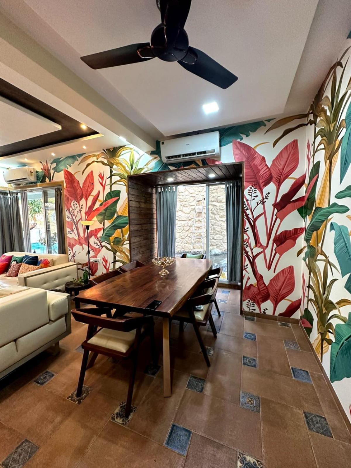 Tropical Villa II 4 Bhk II Lonavala II 1 Mountain View II 2 Private Pool II 3 Big Terrace エクステリア 写真